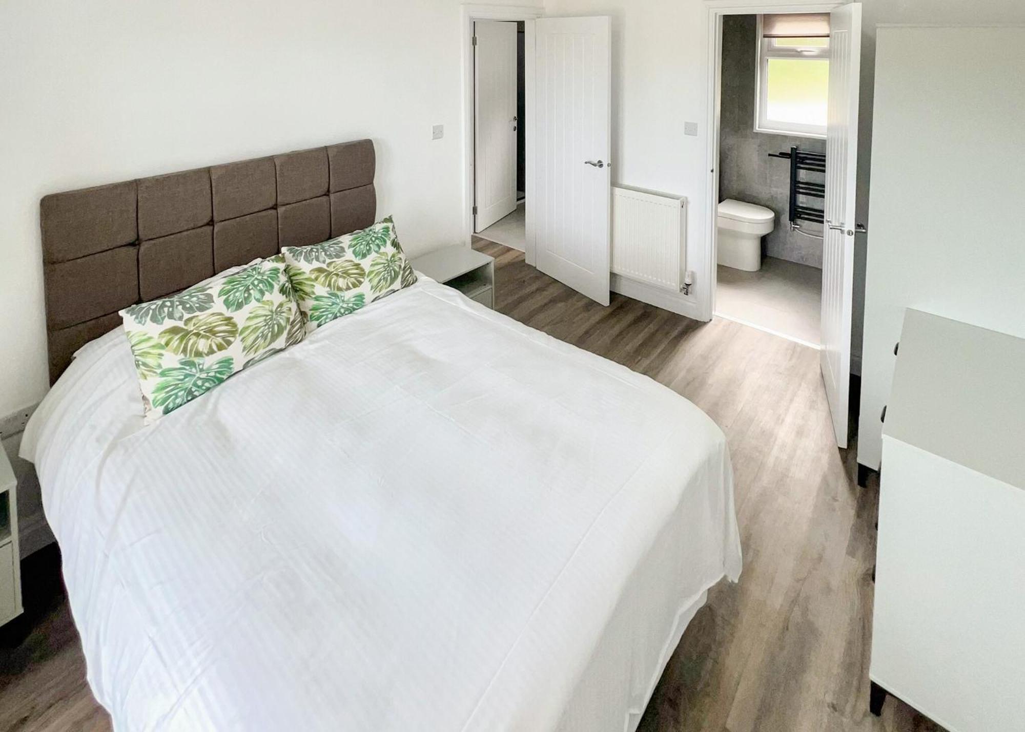 Calloose Holiday Park Χέιλ Εξωτερικό φωτογραφία